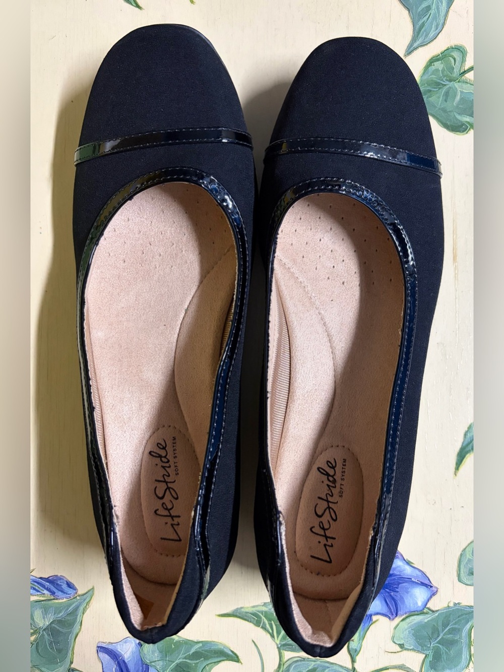 Life Stride Black Ballet Flats with Patent Trim